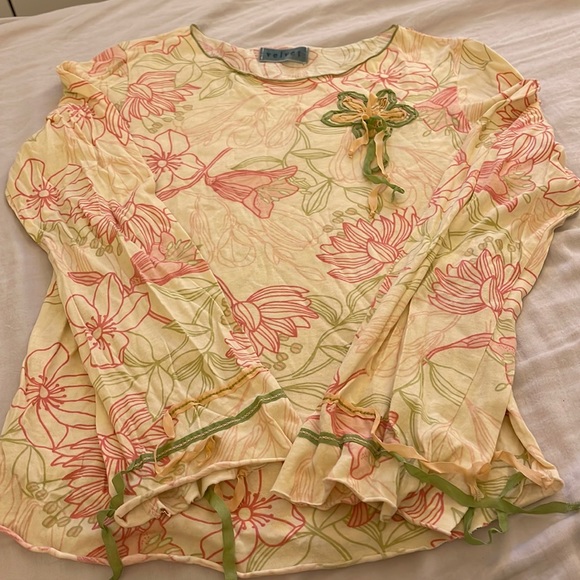 Vintage look top - Picture 1 of 3